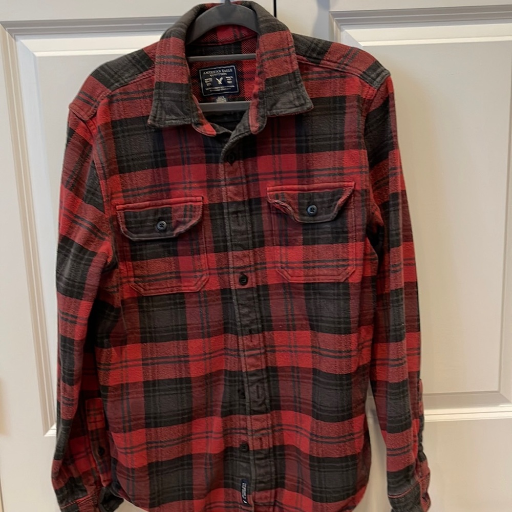 American Eagle Outfitters Red and Black Plaid Shirt